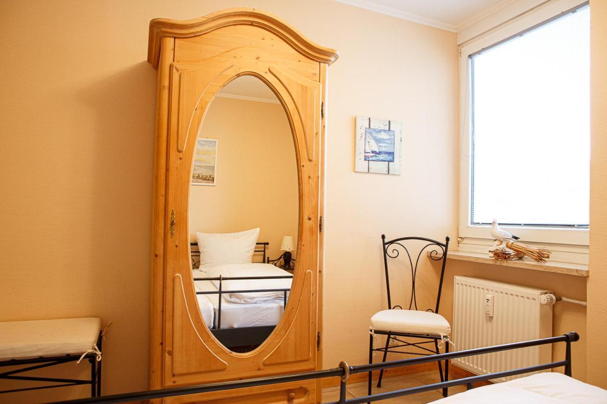 Haus Uthlande Uthlande Whg 4 Appartement Wyk auf Föhr Buitenkant foto